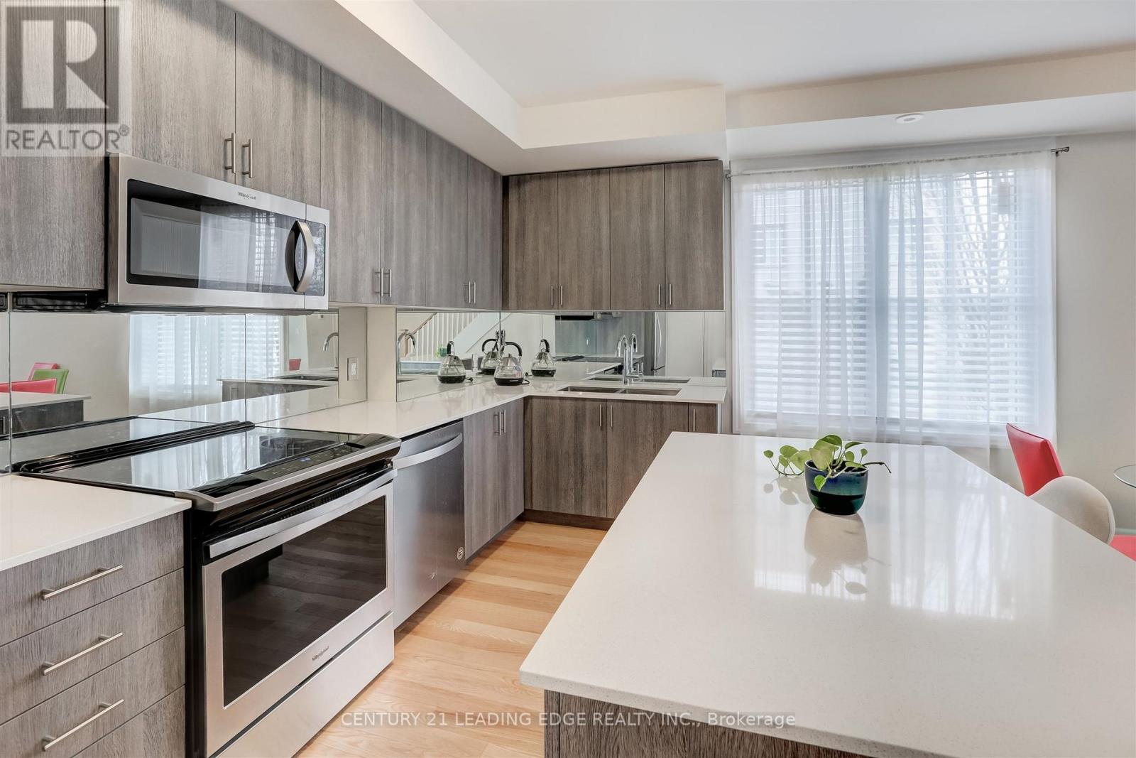 106 - 1180 Cawthra Road, Mississauga, Ontario  L5G 4K7 - Photo 8 - W13526564
