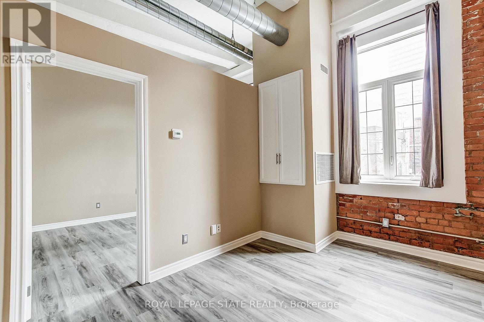 214 - 80 King William Street, Hamilton, Ontario  L8R 0A1 - Photo 13 - X13658592