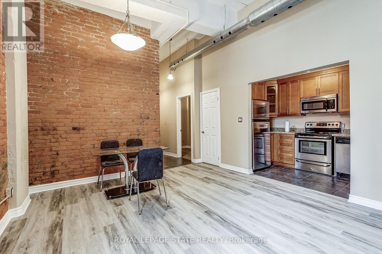 214 - 80 King William Street, Hamilton, Ontario  L8R 0A1 - Photo 10 - X13658594