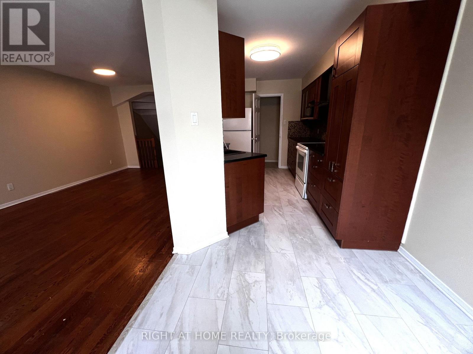 1741 Jobin Crescent, Ottawa, Ontario  K1J 1C4 - Photo 8 - X13625698