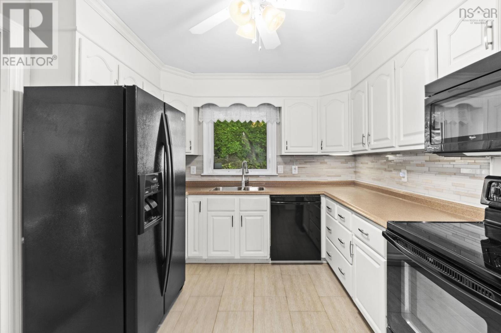 10 Plymouth Street, Halifax, Nova Scotia  B3M 2S2 - Photo 12 - 202615641