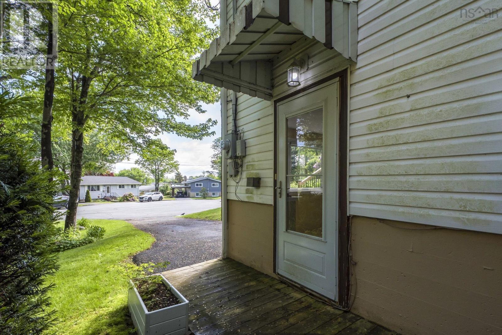 10 Plymouth Street, Halifax, Nova Scotia  B3M 2S2 - Photo 40 - 202615641