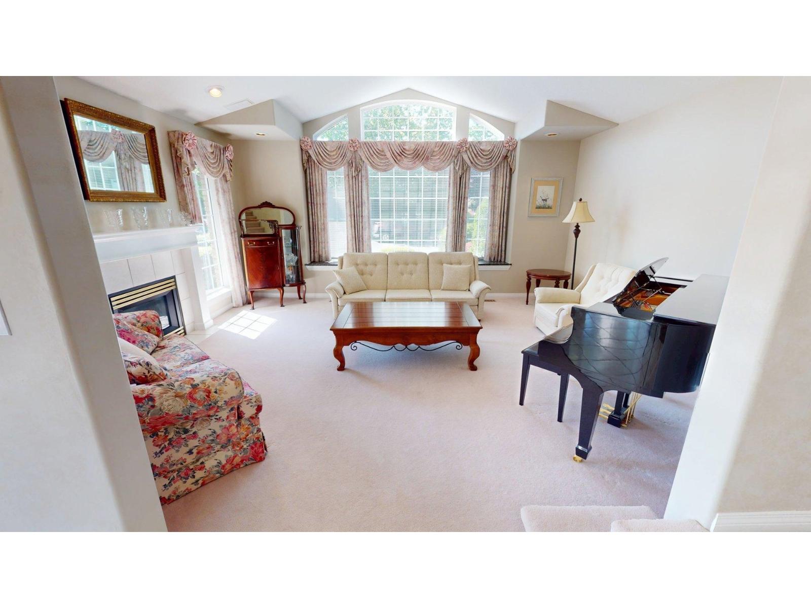 32767 Chilcotin Drive, Abbotsford, British Columbia  V2T 5S5 - Photo 10 - R3154174