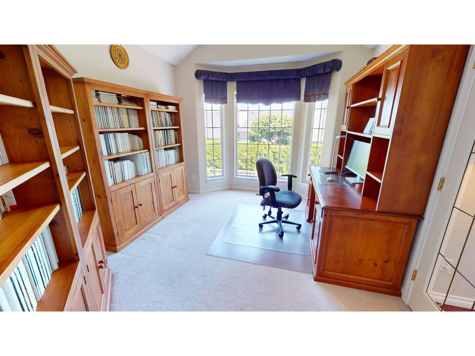 32767 Chilcotin Drive, Abbotsford, British Columbia  V2T 5S5 - Photo 17 - R3154174