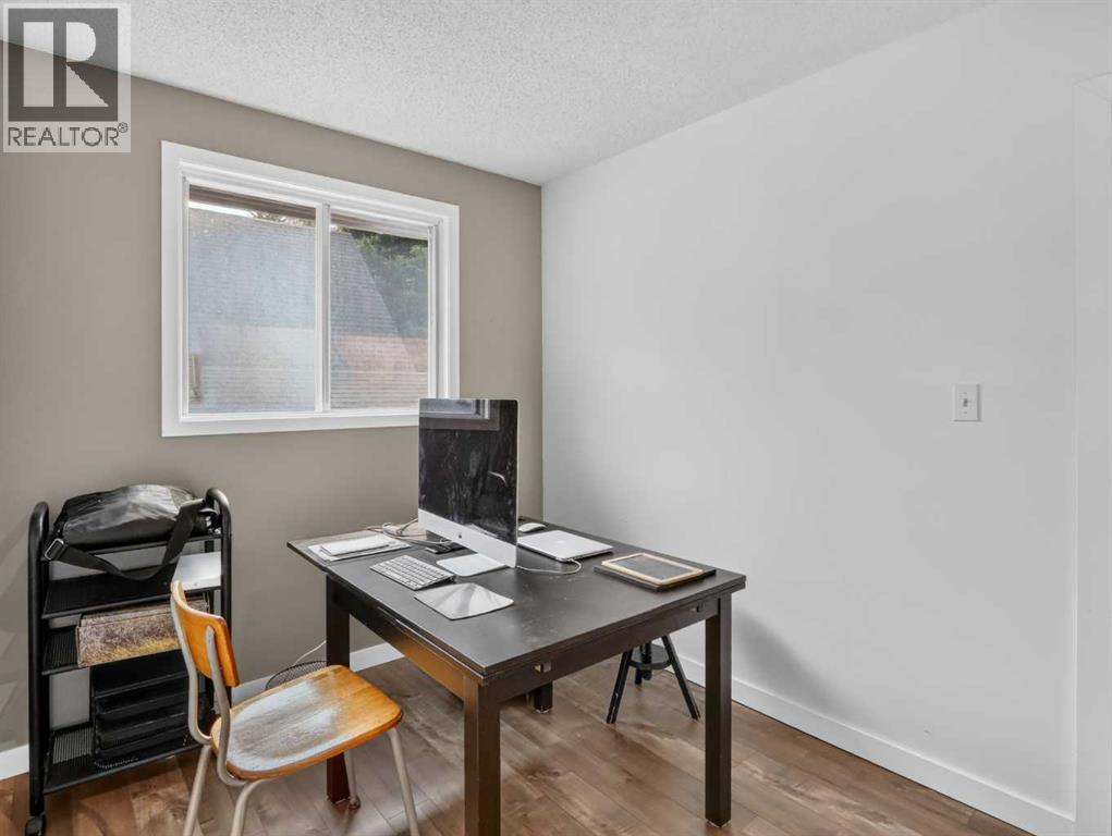 22 Pinewood Crescent, Canmore, Alberta  T1W 1P8 - Photo 17 - A2335810