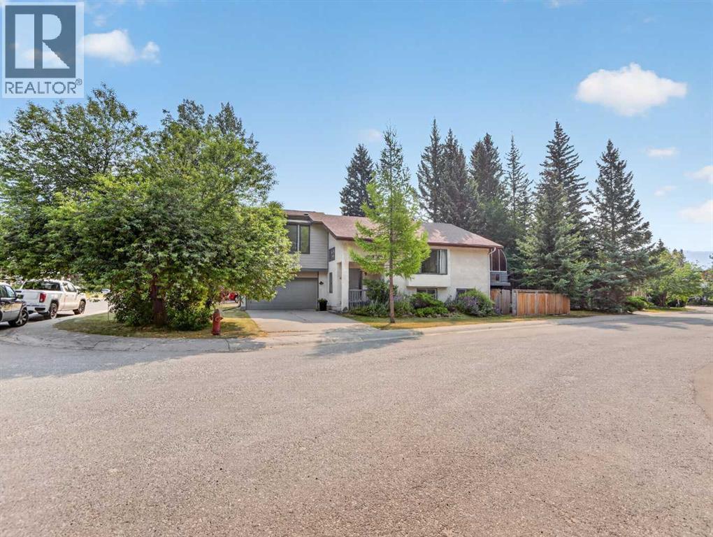 22 Pinewood Crescent, Canmore, Alberta  T1W 1P8 - Photo 21 - A2335810