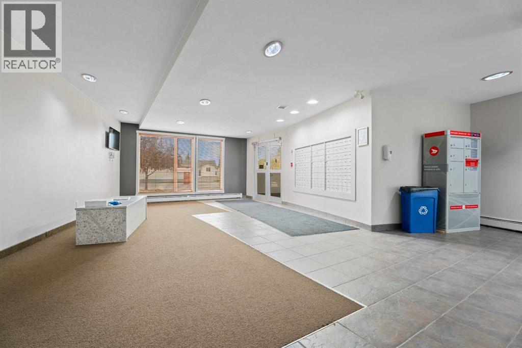123, 69 Springborough Court SW, Calgary, Alberta  T3H 5M8 - Photo 35 - A2336012