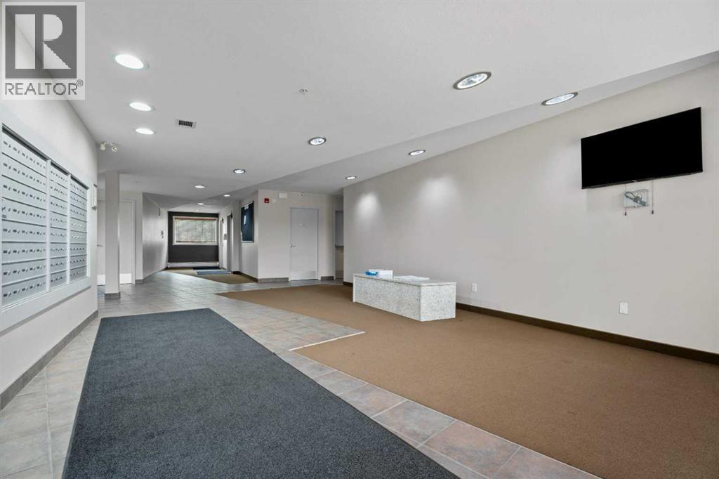 123, 69 Springborough Court SW, Calgary, Alberta  T3H 5M8 - Photo 36 - A2336012
