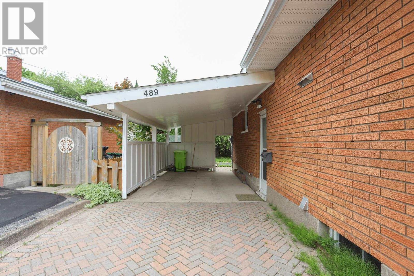 489 Mcnabb St, Sault Ste Marie, Ontario  P6B 1Z2 - Photo 4 - SM261490