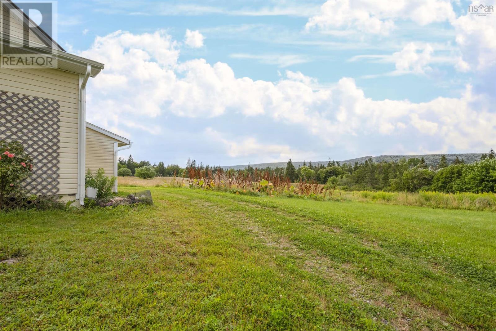 252 Crestdale Drive, Sydney Forks, Nova Scotia  B1L 1A2 - Photo 27 - 202620186