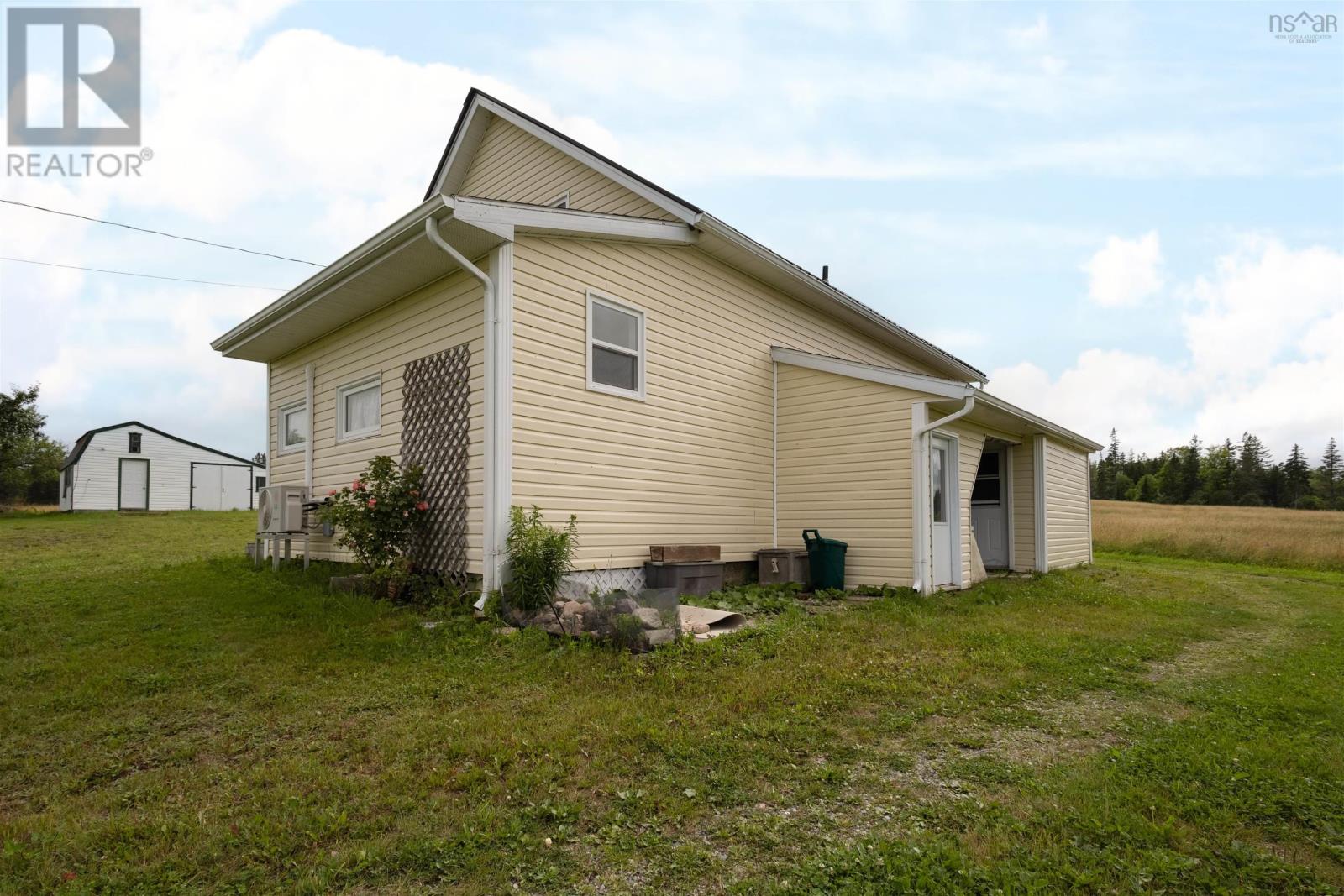 252 Crestdale Drive, Sydney Forks, Nova Scotia  B1L 1A2 - Photo 36 - 202620186