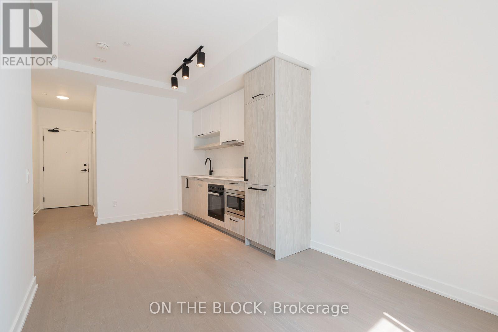 830 - 91 Montclair Avenue, Toronto, Ontario  M5P 0B1 - Photo 12 - C13647864