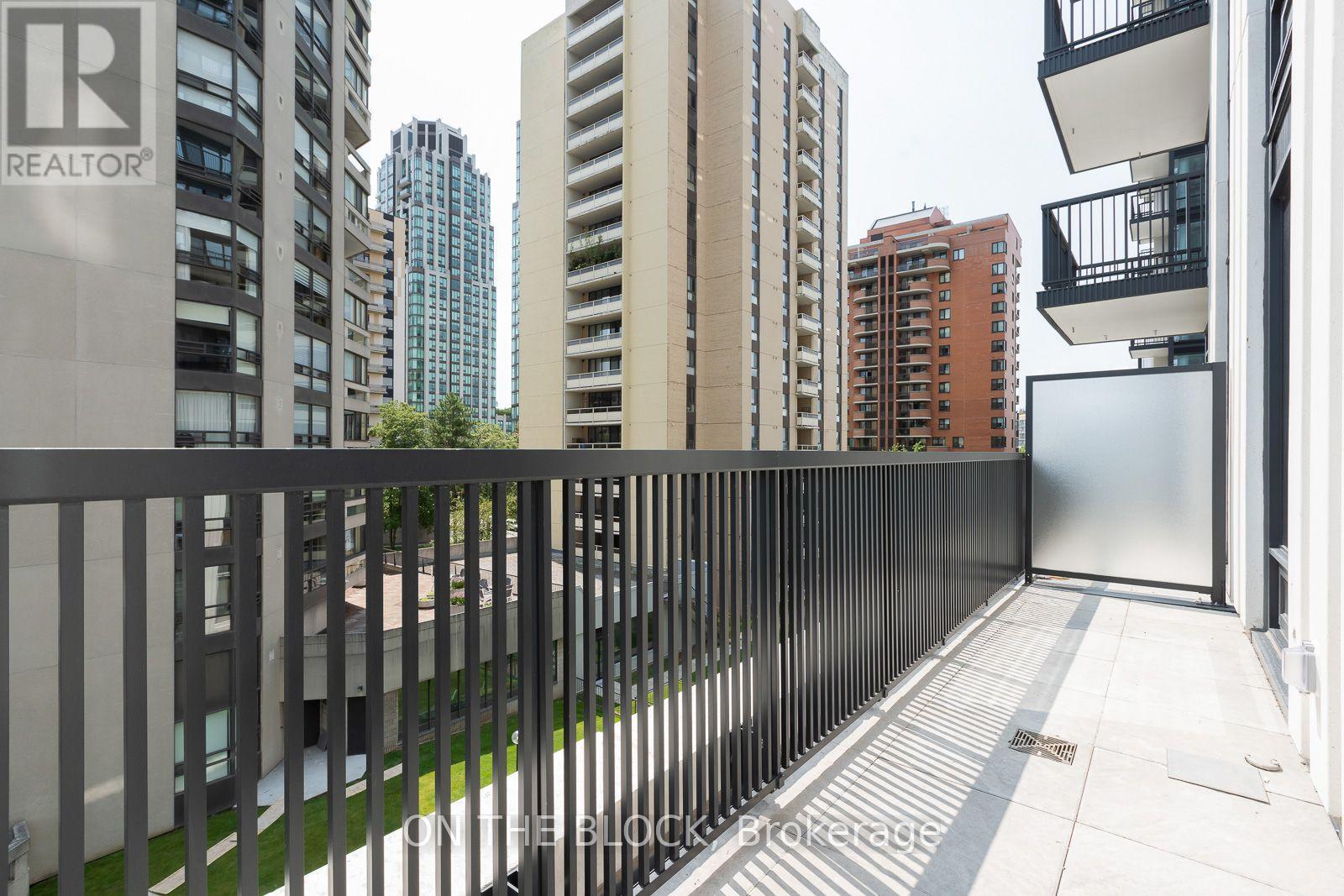 830 - 91 Montclair Avenue, Toronto, Ontario  M5P 0B1 - Photo 20 - C13647864