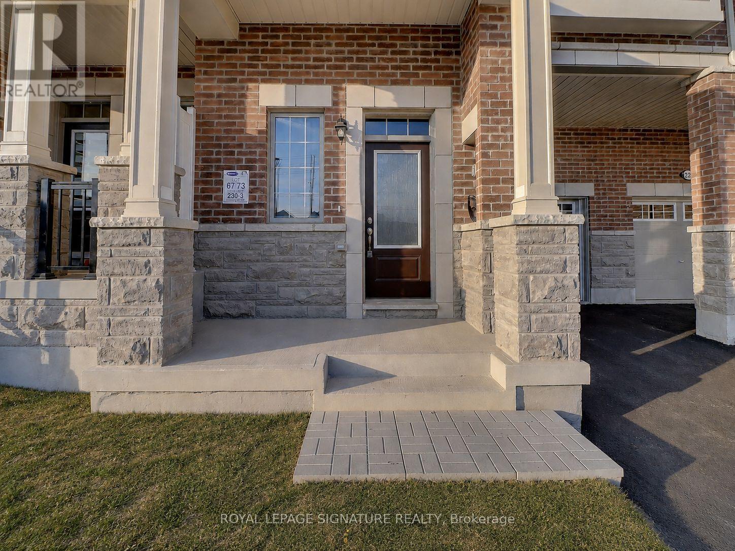 3229 Chimney Swift Crescent, Pickering, Ontario  L1X 0N3 - Photo 2 - E13506320