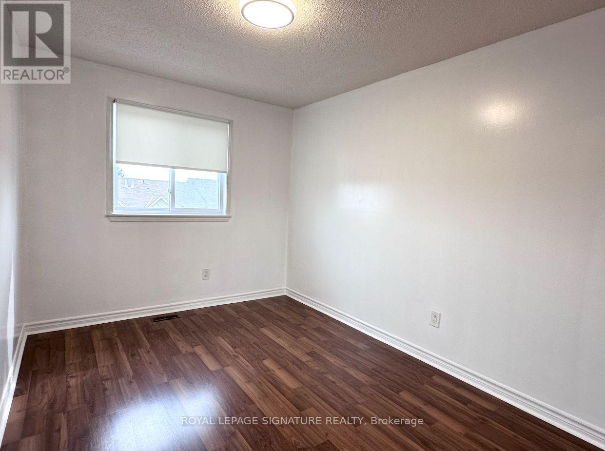 602 Gibney Crescent, Newmarket, Ontario  L3X 1Y3 - Photo 8 - N13658180