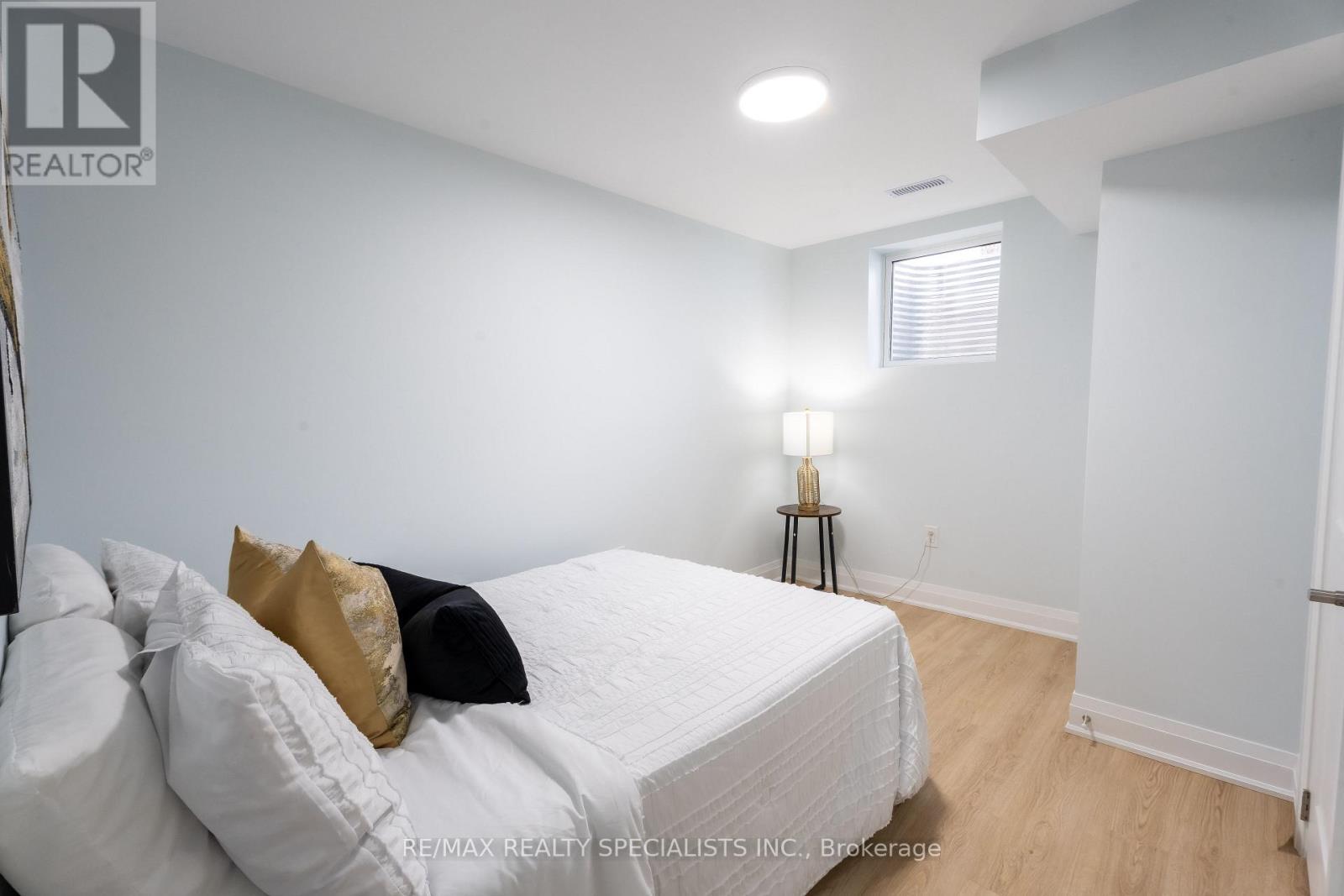 66 Banting Crescent, Brampton, Ontario  L6Y 2K9 - Photo 37 - W13657422