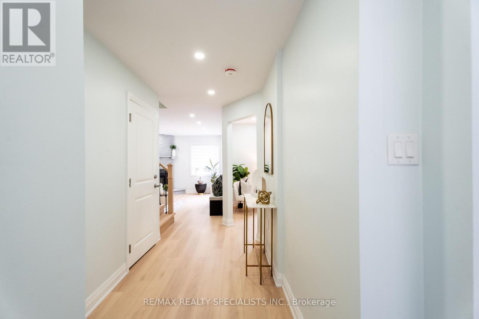 66 Banting Crescent, Brampton, Ontario  L6Y 2K9 - Photo 7 - W13657422