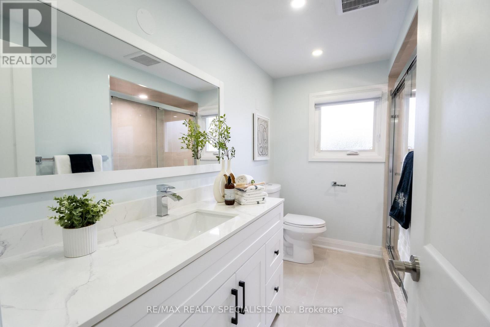 66 Banting Crescent, Brampton, Ontario  L6Y 2K9 - Photo 31 - W13657422