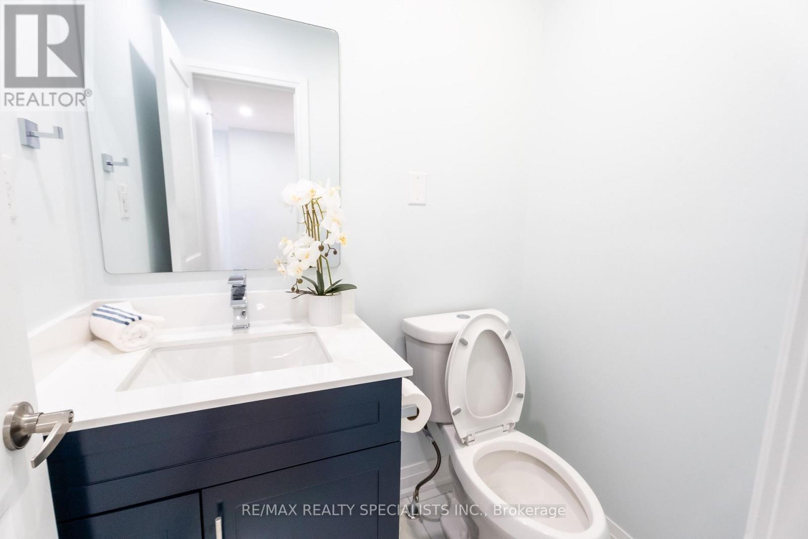 66 Banting Crescent, Brampton, Ontario  L6Y 2K9 - Photo 19 - W13657422