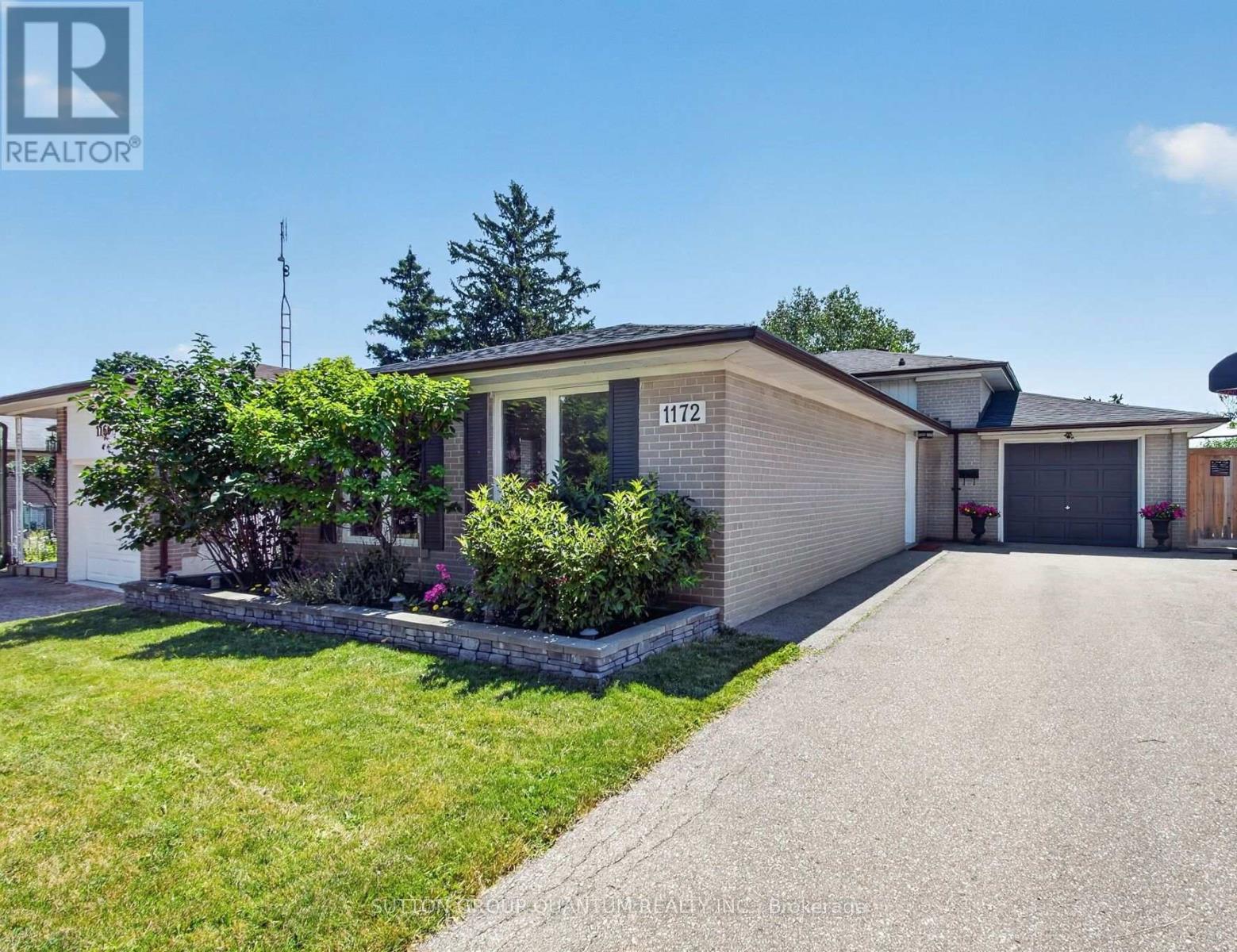 1172 CHADA AVENUE, Mississauga, Ontario