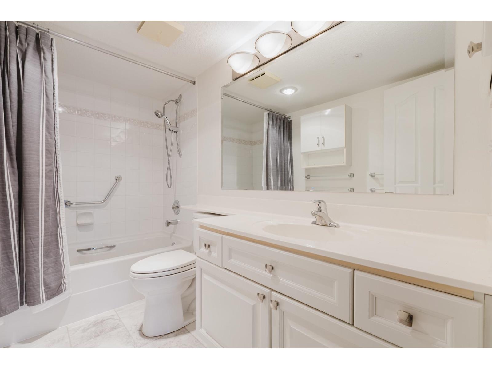 304 3190 Gladwin Road, Abbotsford, British Columbia  V2T 5T2 - Photo 16 - R3154229