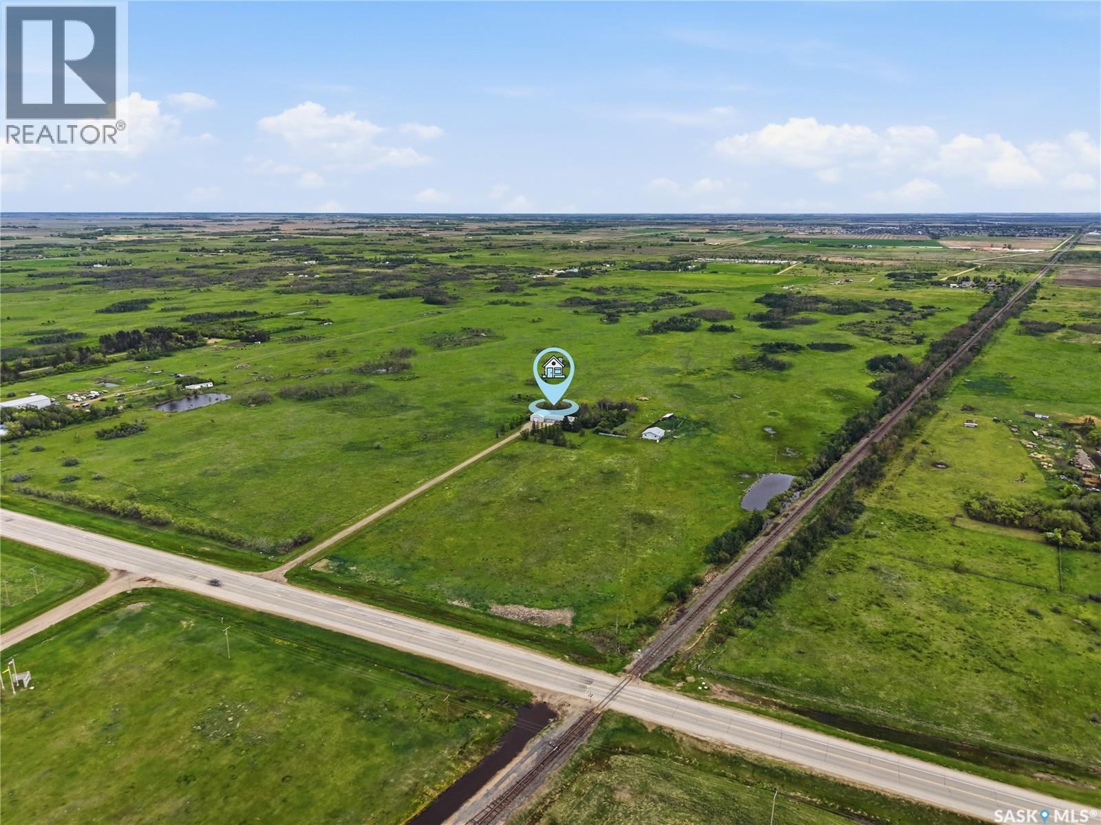 (Martensville) Friesen Acreage, Corman Park Rm No. 344, Saskatchewan  S0K 2T0 - Photo 5 - SK045043