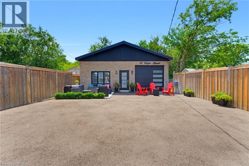 33 ELGIN Street, Brantford, Ontario