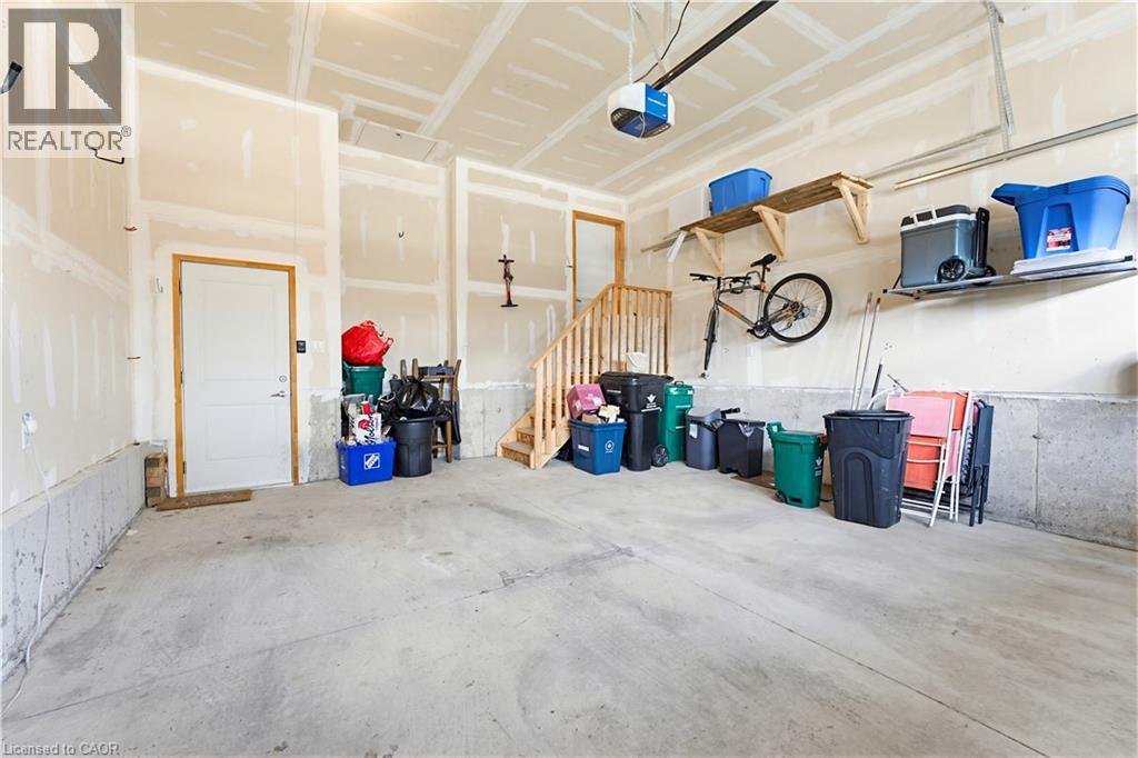 399 Greenfield Avenue, Kitchener, Ontario  N2C 1E6 - Photo 4 - 40843159
