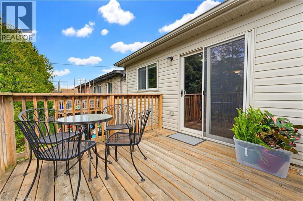 399 Greenfield Avenue, Kitchener, Ontario  N2C 1E6 - Photo 31 - 40843159