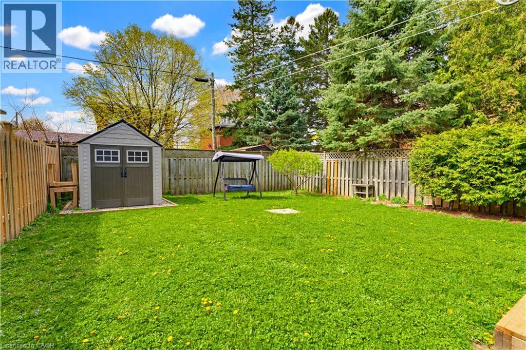 399 Greenfield Avenue, Kitchener, Ontario  N2C 1E6 - Photo 32 - 40843159