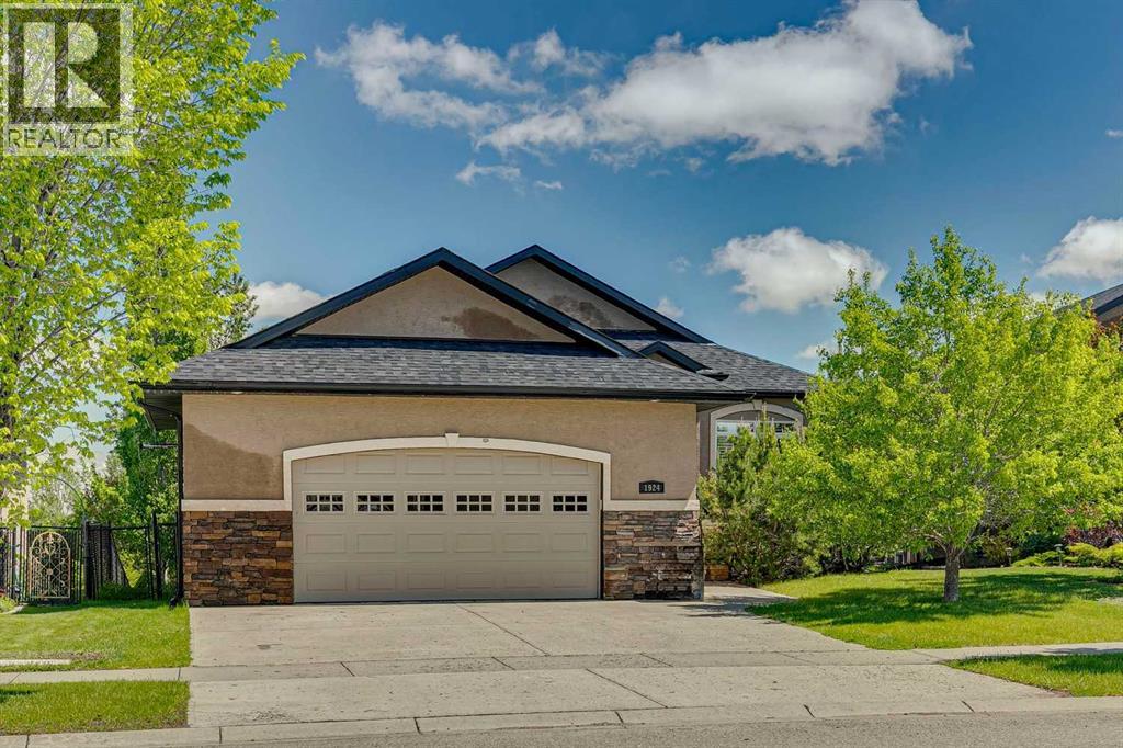 1924 Riverside Drive NW, High River, Alberta