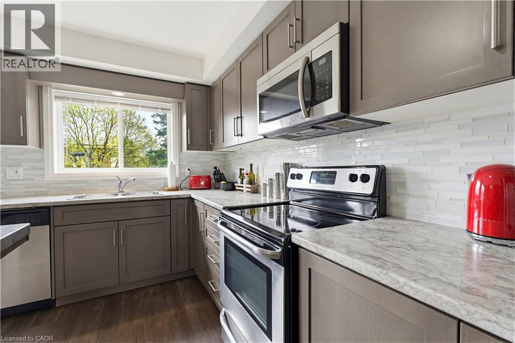 399 Greenfield Avenue, Kitchener, Ontario  N2C 1E6 - Photo 10 - 40843166