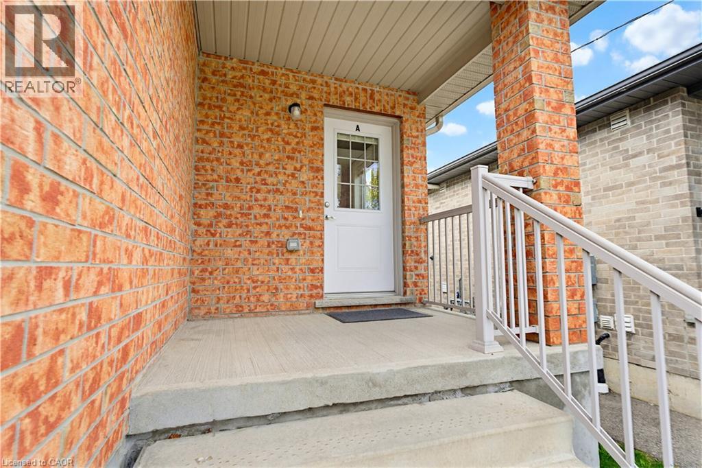 399 Greenfield Avenue, Kitchener, Ontario  N2C 1E6 - Photo 5 - 40843166