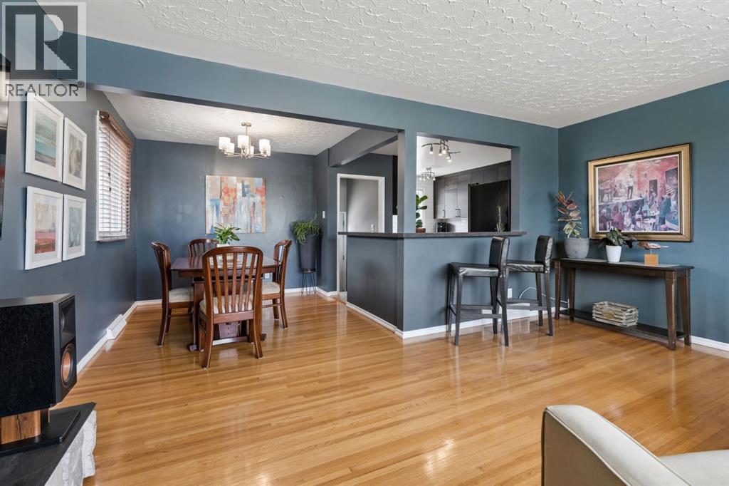 91 Winslow Crescent SW, Calgary, Alberta  T3C 2R3 - Photo 8 - A2335887