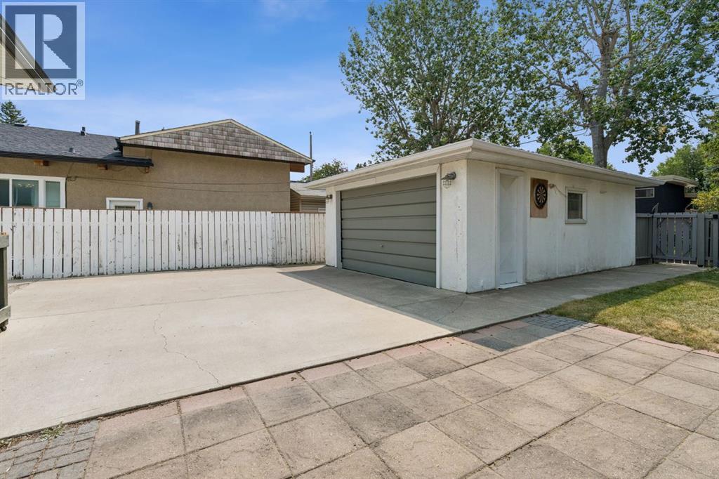91 Winslow Crescent SW, Calgary, Alberta  T3C 2R3 - Photo 35 - A2335887