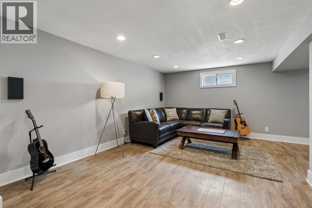 91 Winslow Crescent SW, Calgary, Alberta  T3C 2R3 - Photo 24 - A2335887