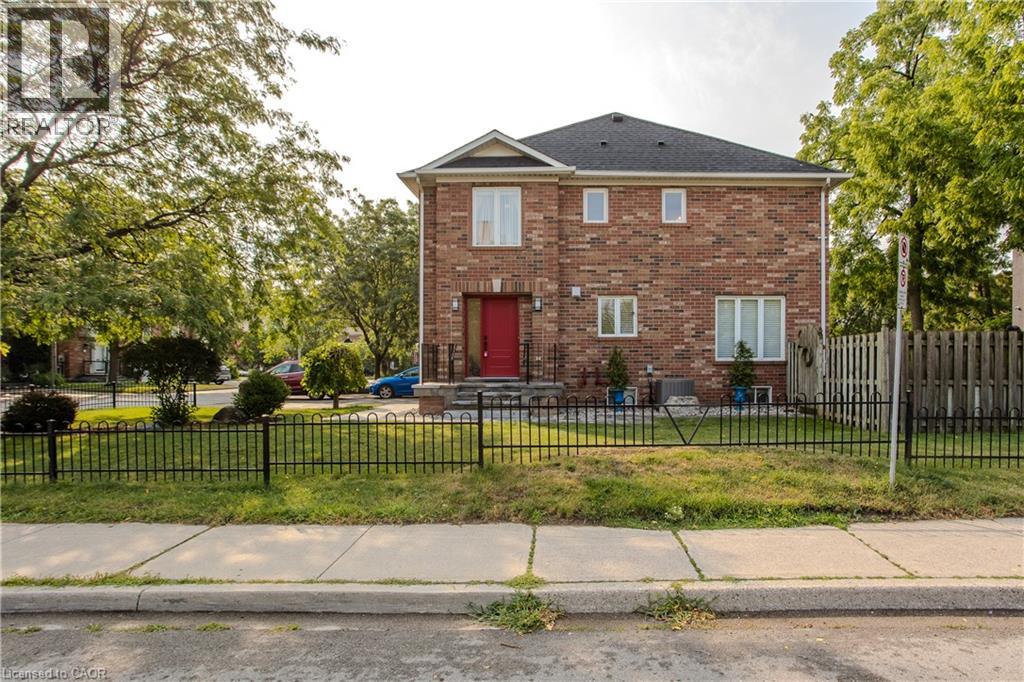 2010 Grovetree Lane, Burlington, Ontario  L7R 4V4 - Photo 27 - 40852152