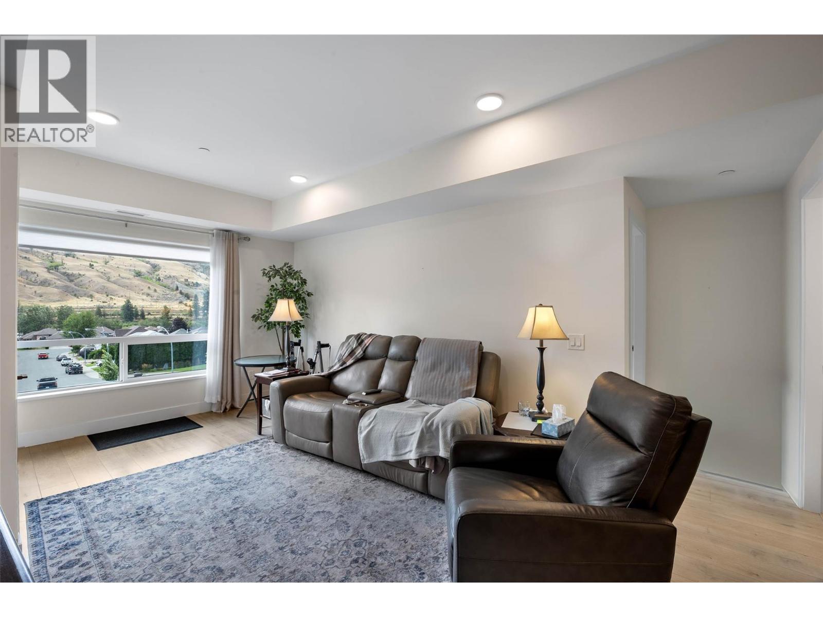 651 Dunes Drive Unit# 306, Kamloops, British Columbia  V2H 1T7 - Photo 5 - 10396306