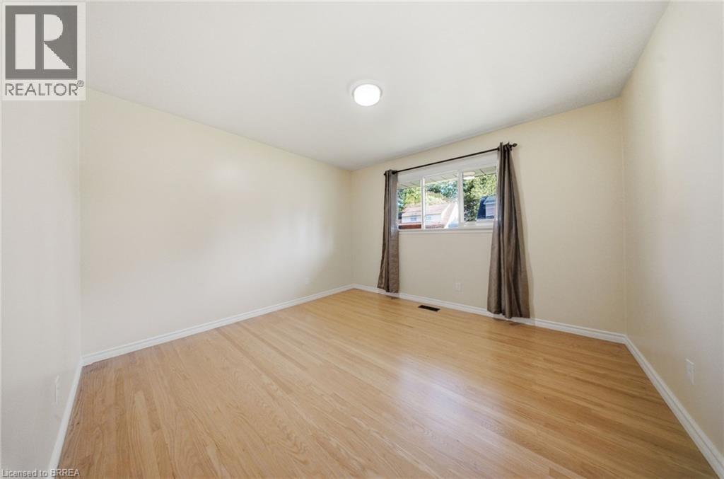 401 Nelson Street, Brantford, Ontario  N3S 4E9 - Photo 17 - 40854301
