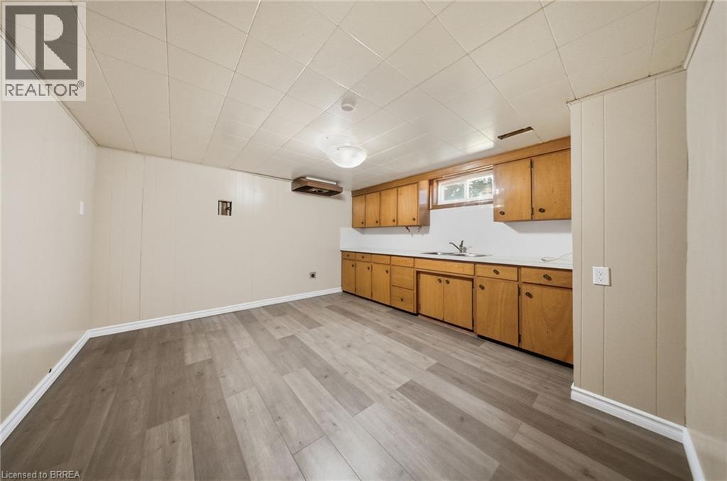 401 Nelson Street, Brantford, Ontario  N3S 4E9 - Photo 22 - 40854301