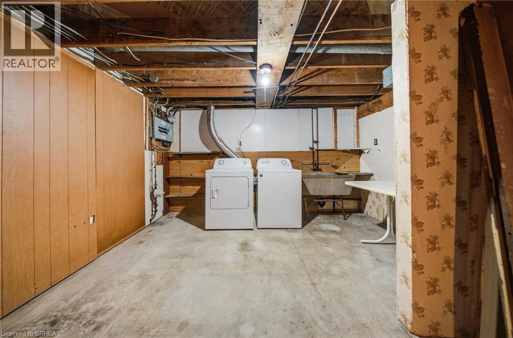 401 Nelson Street, Brantford, Ontario  N3S 4E9 - Photo 28 - 40854301