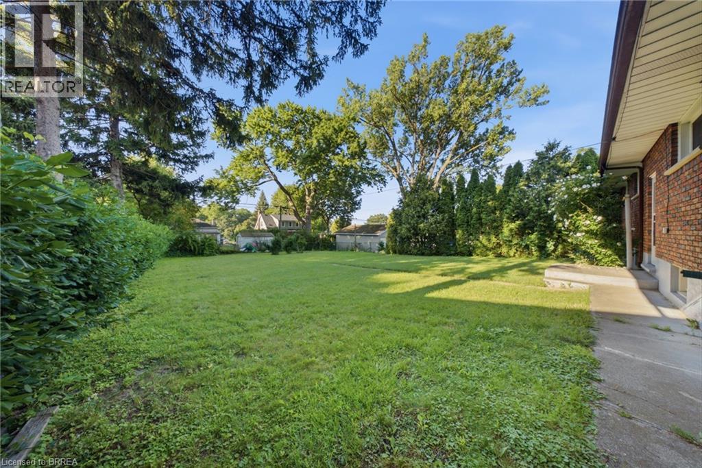 401 Nelson Street, Brantford, Ontario  N3S 4E9 - Photo 34 - 40854301