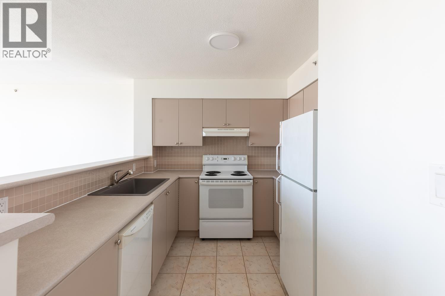 1107 1277 Nelson Street, Vancouver, British Columbia  V6E 4M8 - Photo 3 - R3154203