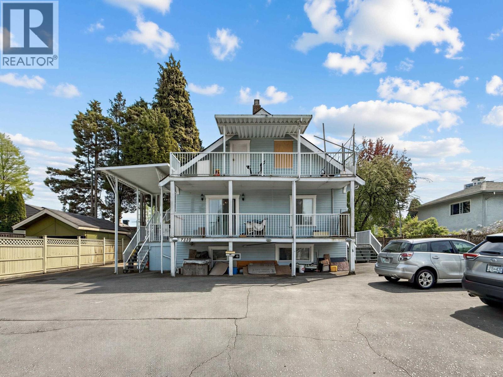 7320 Imperial Street, Burnaby, British Columbia  V5E 1N7 - Photo 2 - R3154163