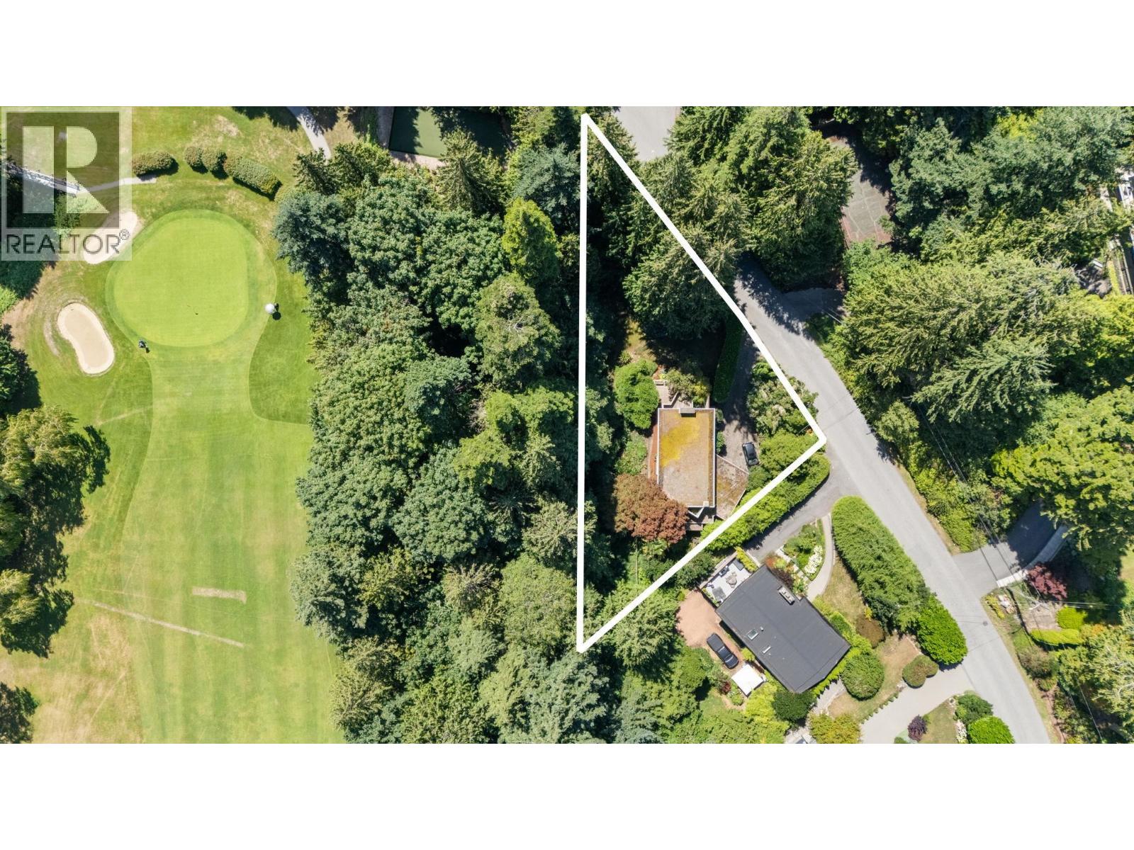 6222 St. Georges Avenue, West Vancouver, British Columbia  V7W 1Z7 - Photo 2 - R3154173