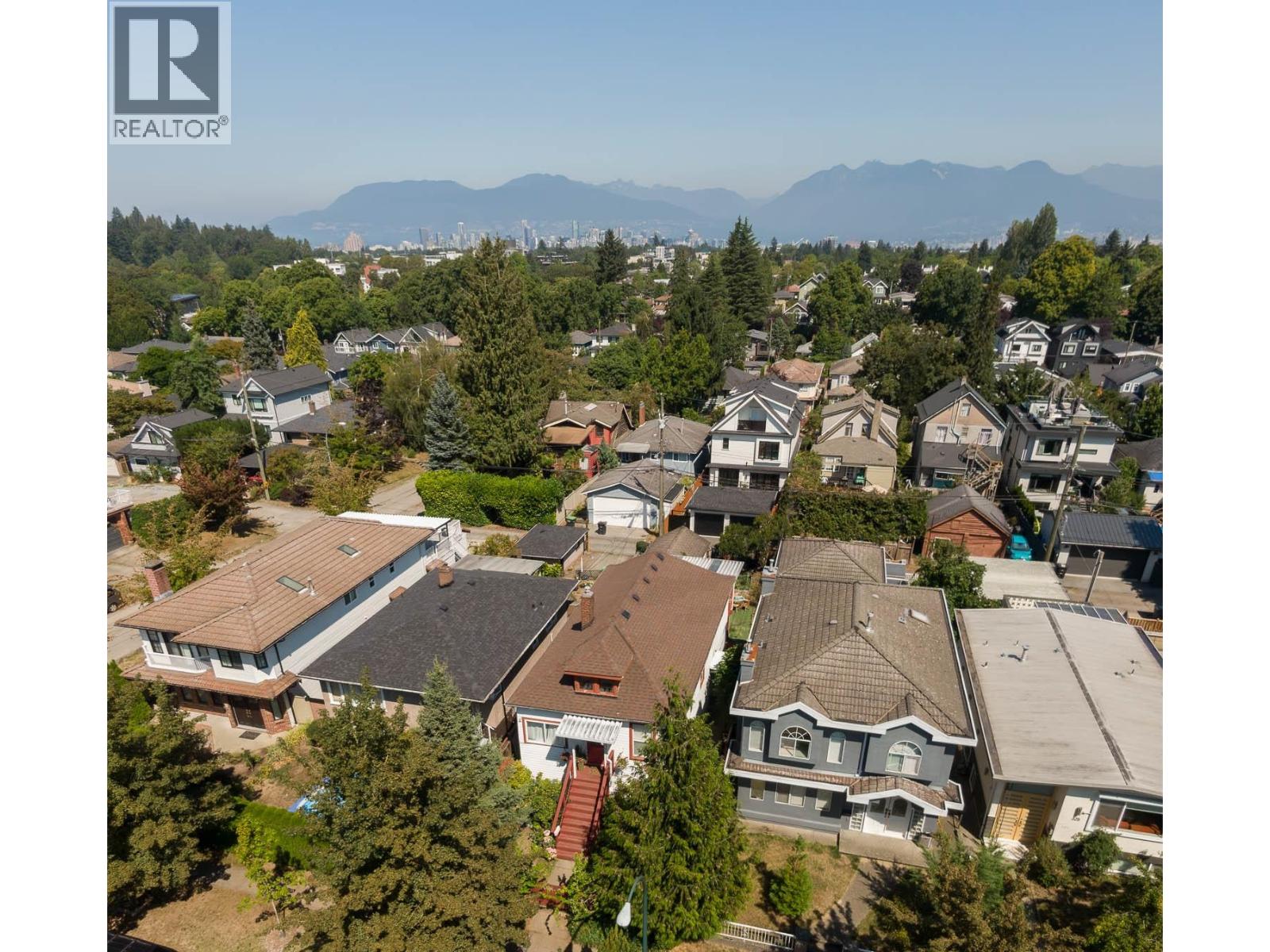 309 E Woodstock Avenue, Vancouver, British Columbia V5W 1N2 - Photo 11 - R3154209