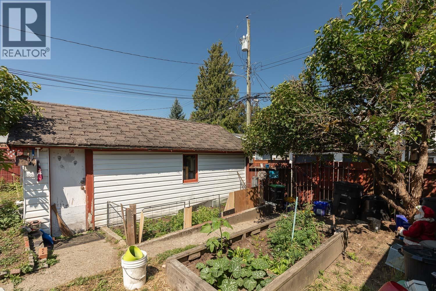 309 E Woodstock Avenue, Vancouver, British Columbia V5W 1N2 - Photo 8 - R3154209