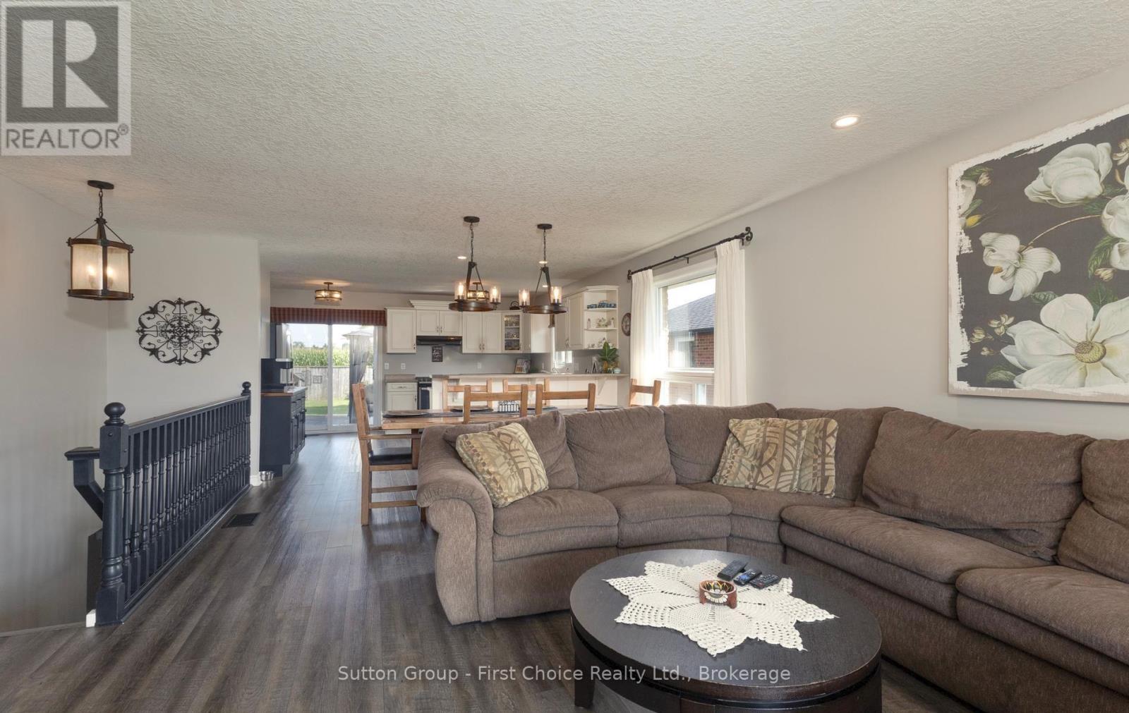 181 Bender Avenue, East Zorra-Tavistock, Ontario  N0B 2R0 - Photo 6 - X13658682