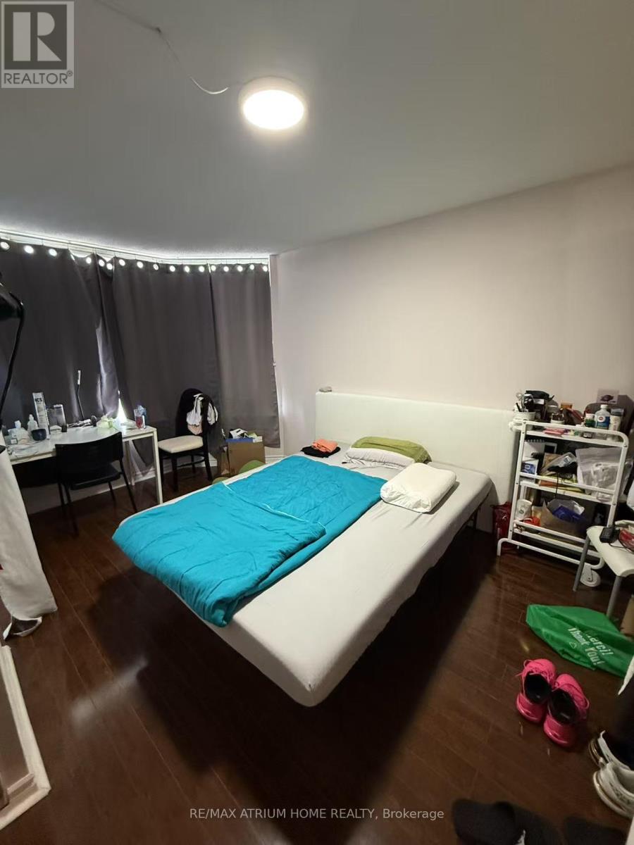 1403 - 717 Bay Street, Toronto, Ontario M5G 2J9 - Photo 6 - C13658716