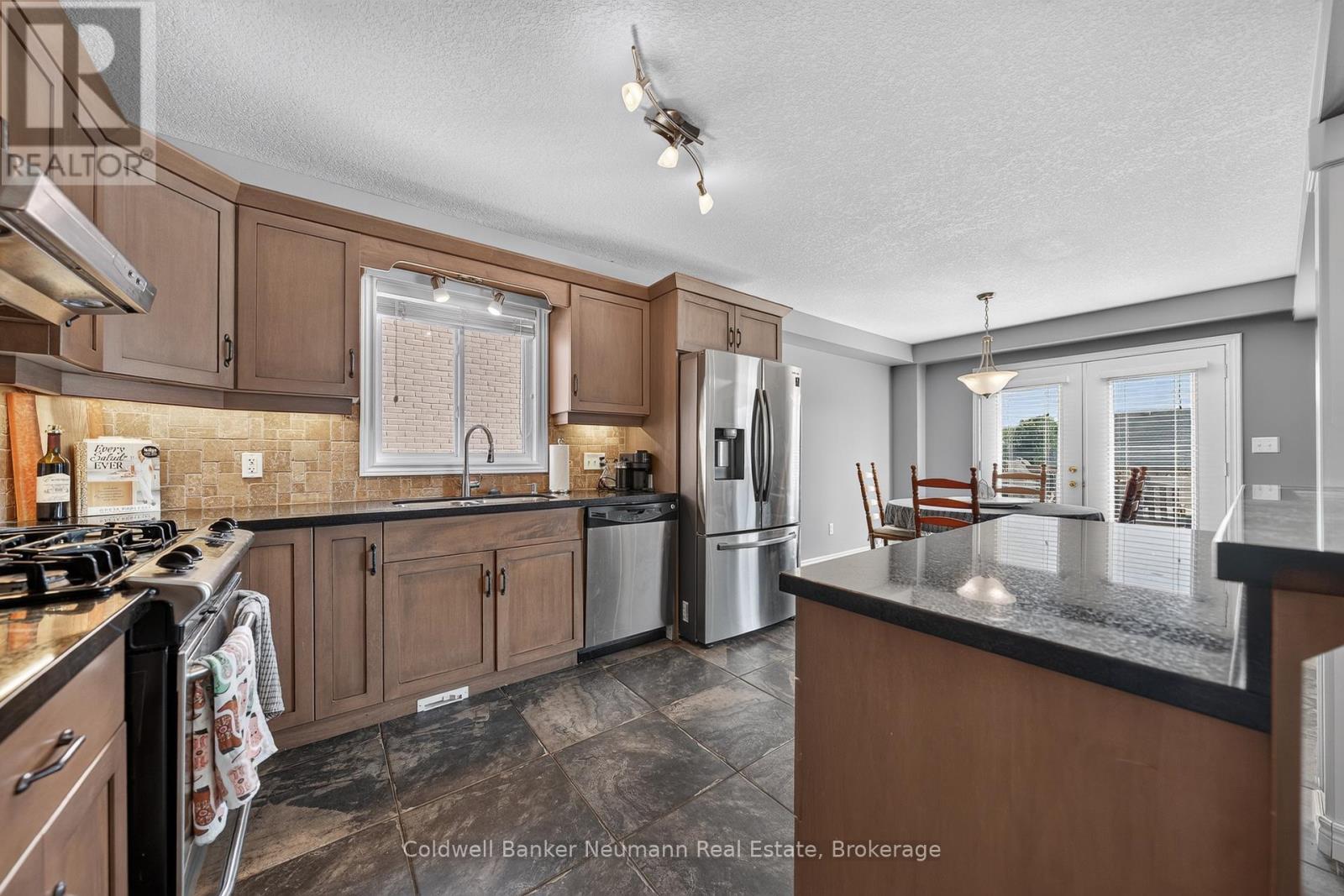 58 Washburn Drive, Guelph, Ontario  N1E 0B2 - Photo 10 - X13658686